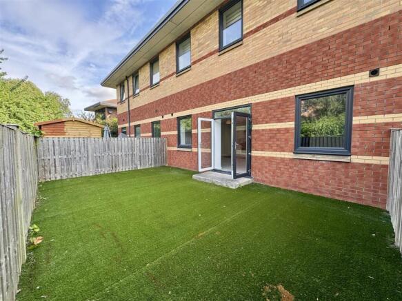 1 bed Apartment to rent Image 9