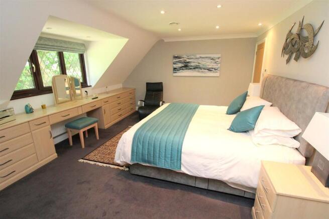 bedroom one.JPG