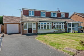 7, Myrtle Grove, Stafford ST19 9HN