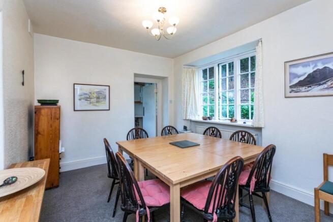 Dining room.jpg