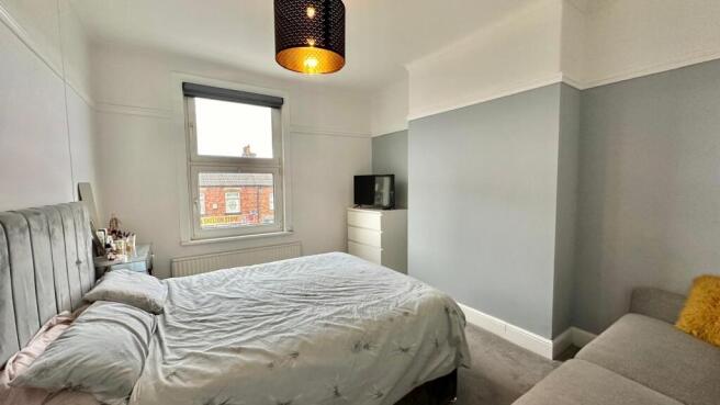 3 bed Terraced for sale Image 10