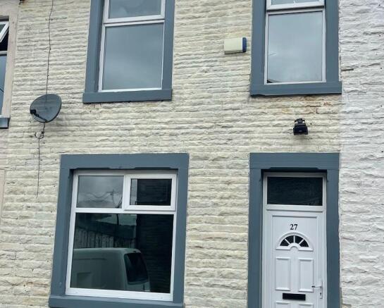 27 woodbine front.jpeg
