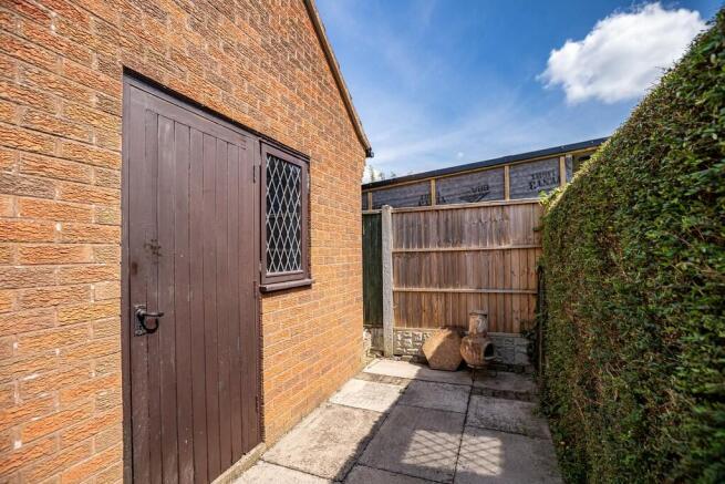 Castle Drive, Epworth photo 5