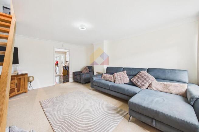 Laburnum Way, Witham photo 2