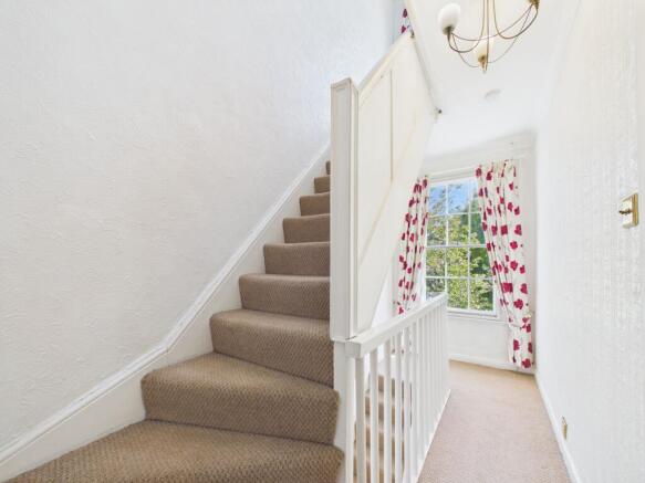 4 bed Semi-Detached for sale Image 7