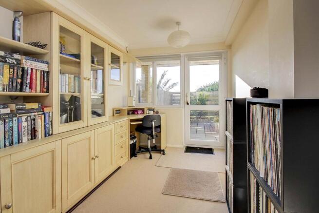 Bedroom/Study