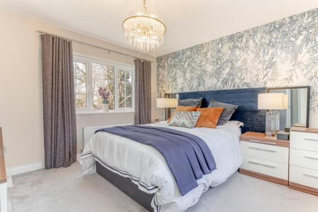 4 bed Detached for sale Image 8