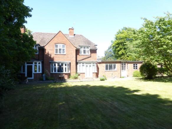 Rear Aspect
