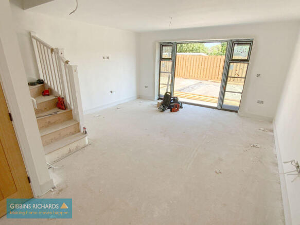 Sitting/Dining Room