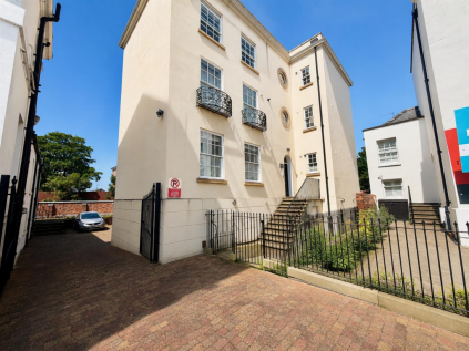 Brunswick Square, Gloucester, GL1