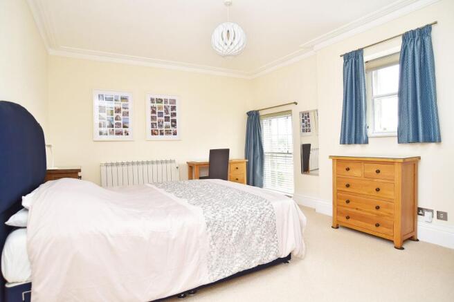 1 bed Flat for sale Image 5