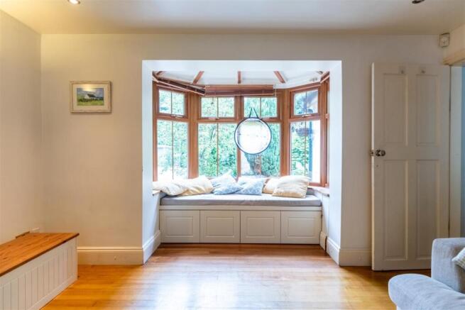 Laburnum Cottage-006.jpg