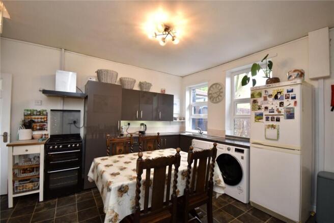 2 bed Terraced for sale Image 7
