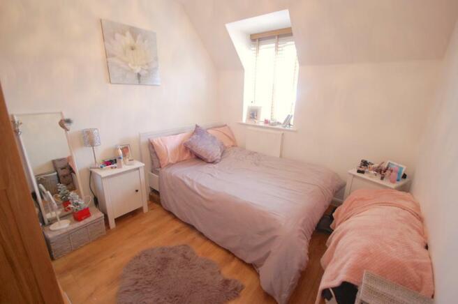 Bedroom 2.JPG
