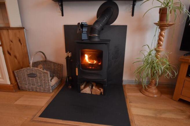 WOOD BURNER
