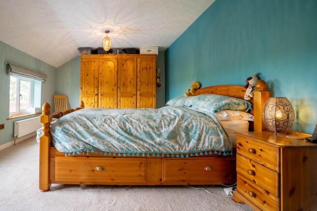 Bedroom 1 (Double)