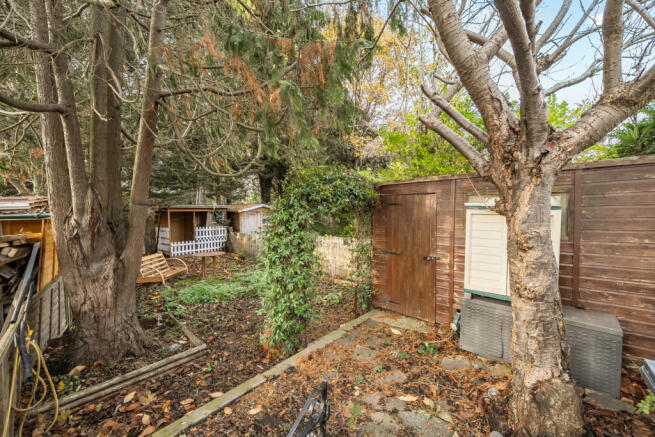 1386189-12-6932de...