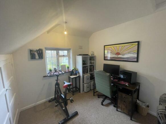 Valance rd -  3rd bedroom.jpg