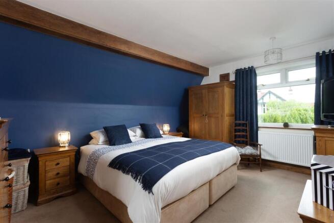 3 bed Semi-Detached for sale Image 7
