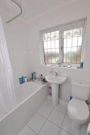 En-suite bathroom