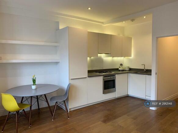 Kitchen Dining Area
