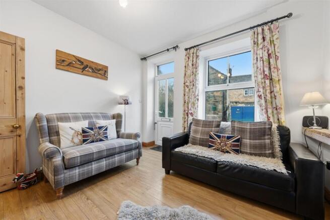 Saxton Mee 1 Carr Cottages 0032.jpg