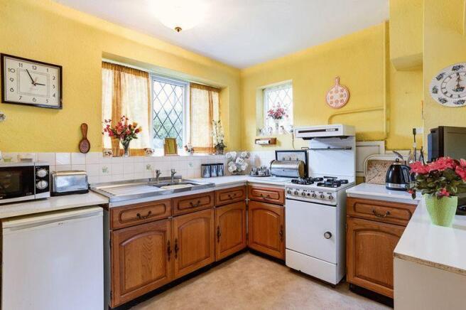 KITCHEN AREA