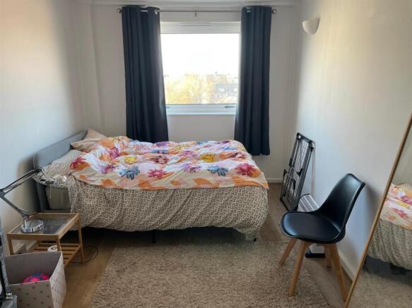 Park Ct SW11 Eden Harper