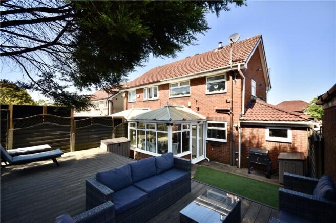 3 bed Semi-Detached for sale Image 10