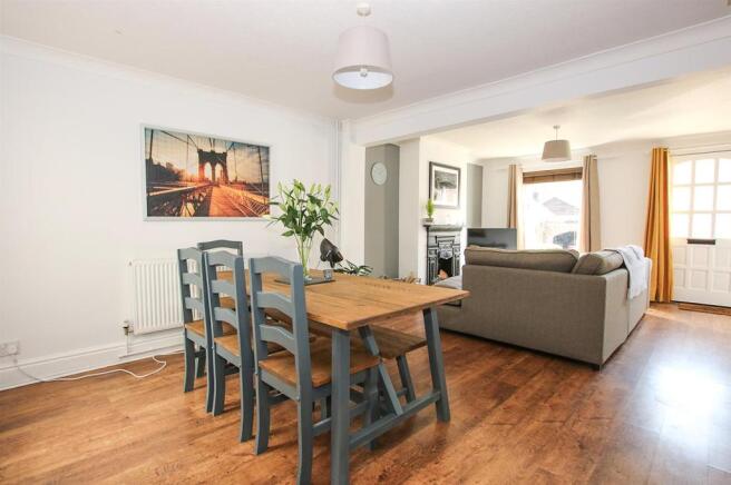 Dining Room.jpg