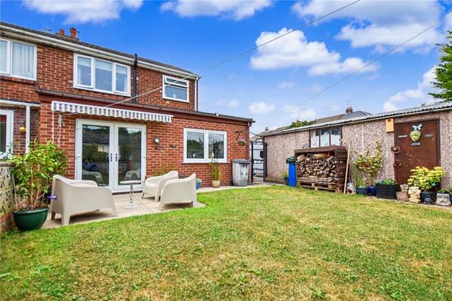 3 bed Semi-Detached for sale Image 10