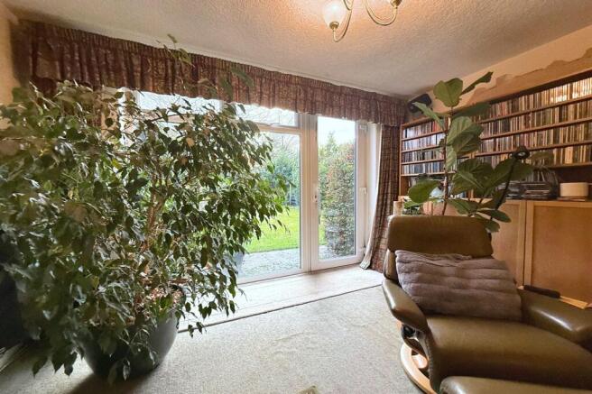 Coppice Avenue, Sale, M33 photo 3