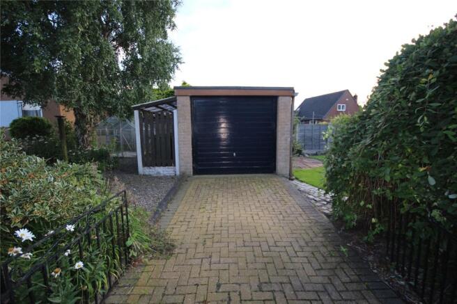 Detached Garage