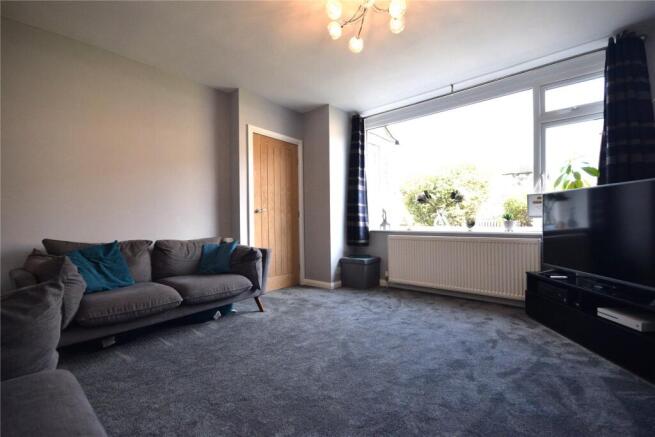 3 bed Semi-Detached to rent Image 10