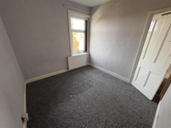 4 bed Terraced for sale Image 5