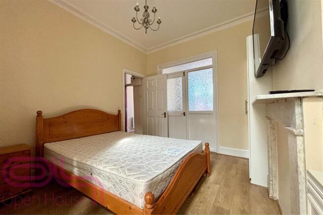 Staines Road - RF ReceptionBedroom.jpg
