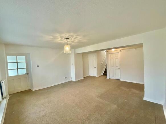 2 bed Terraced to rent Image 7