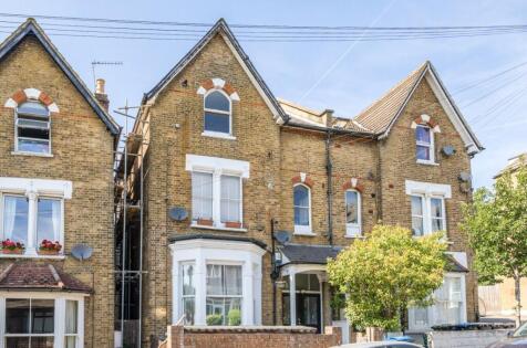 Rockmount Road, London, SE19