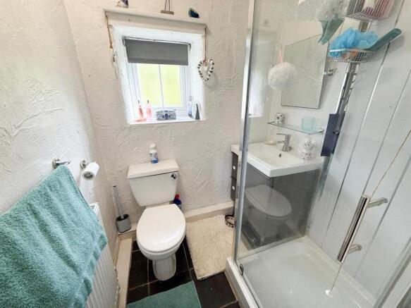2 bed Cottage for sale Image 12