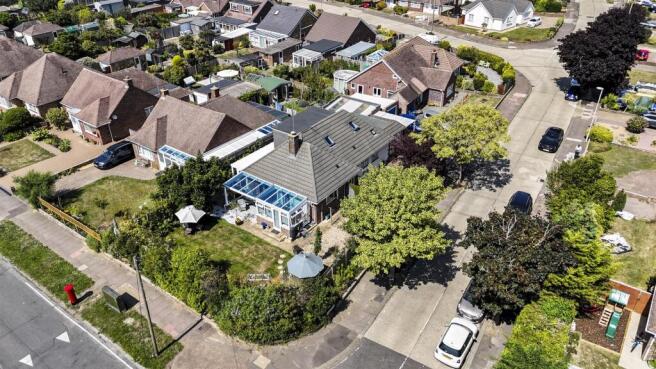 Windermere Crescent, 1-002.JPG