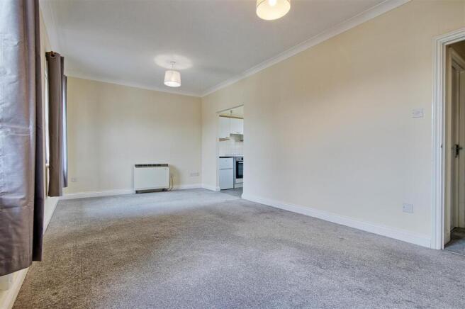 Living area.jpg