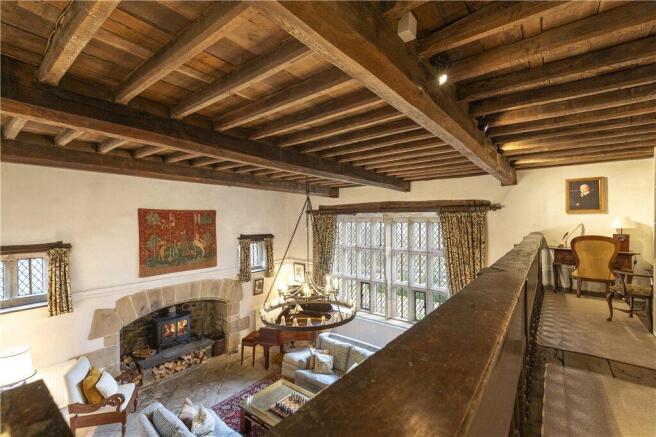 7 bed Detached for sale Image 11
