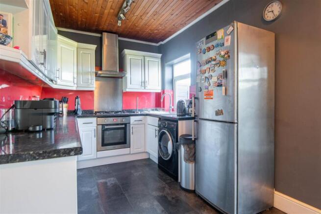 Kitchen / Dining