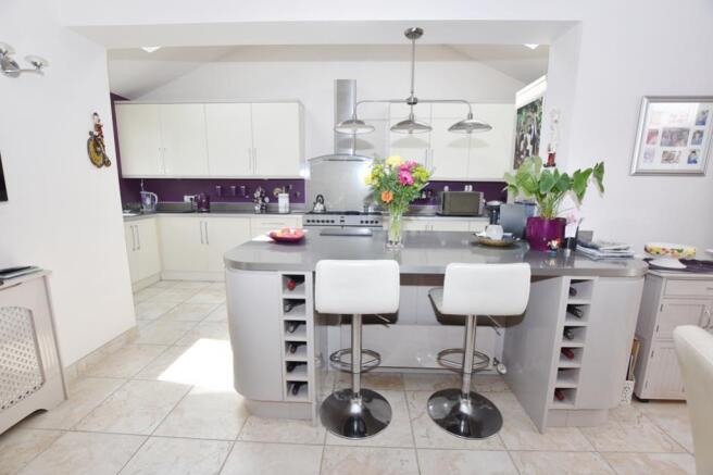 Breakfast Bar