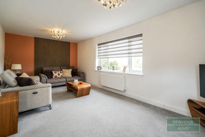 4 bed Detached for sale Image 10