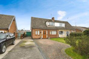 17, Croft View, Inkersall S43 3EA