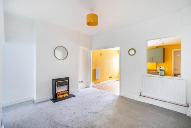 2 bed Terraced for sale Image 6