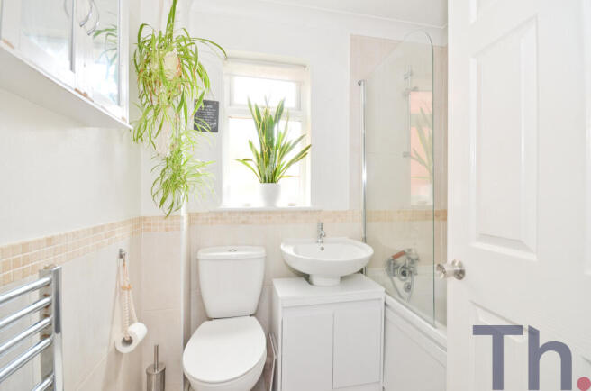 Bathroom.JPG