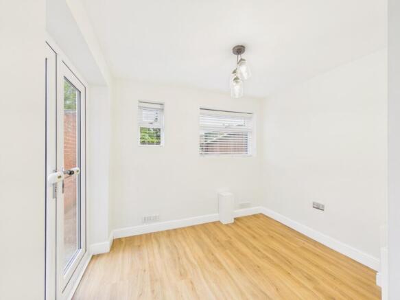 2 bed Terraced for sale Image 10