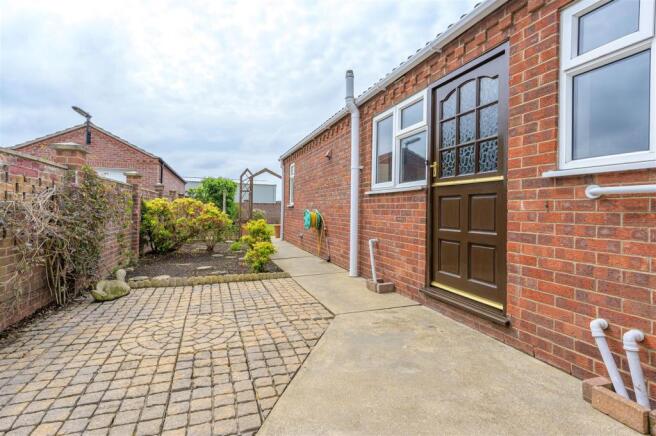 Side patio area